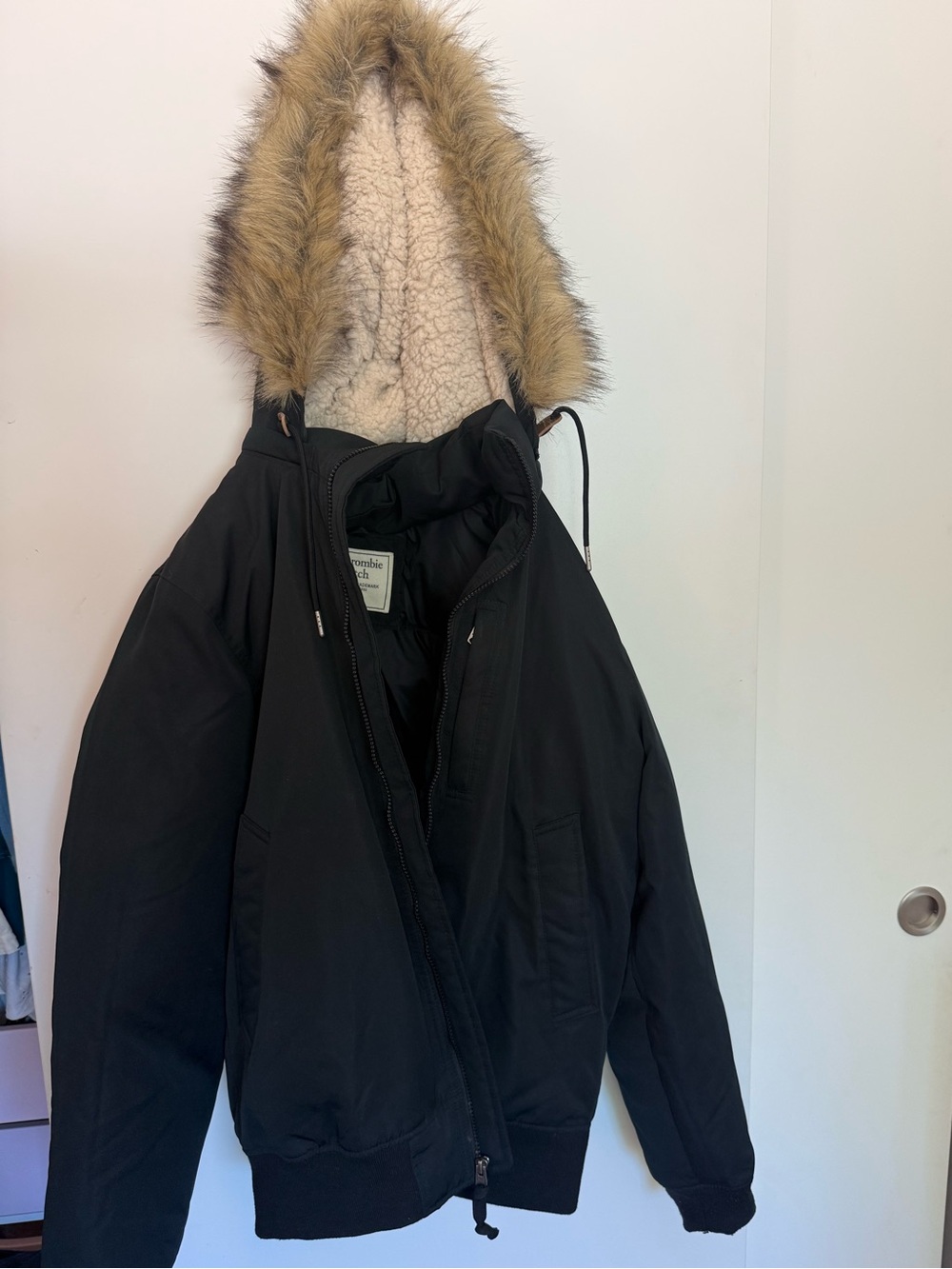 Abercrombie & Fitch Y2K Faux Fur Hood Bomber Jacket Black M